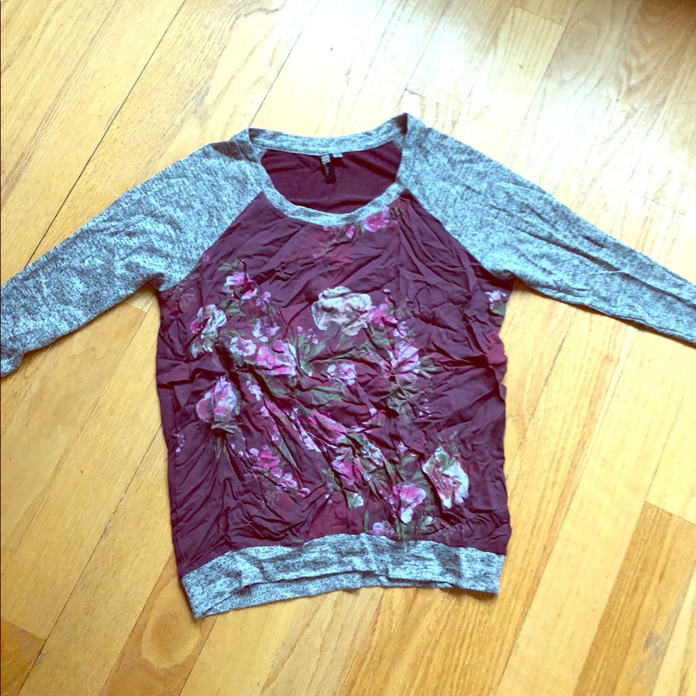 EUC Kut from the Kloth floral baseball top, sz S